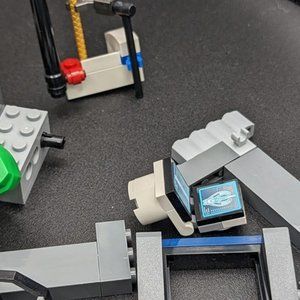 Lego Set #6868 Hulk's Helicarrier Breakout (incomplete)